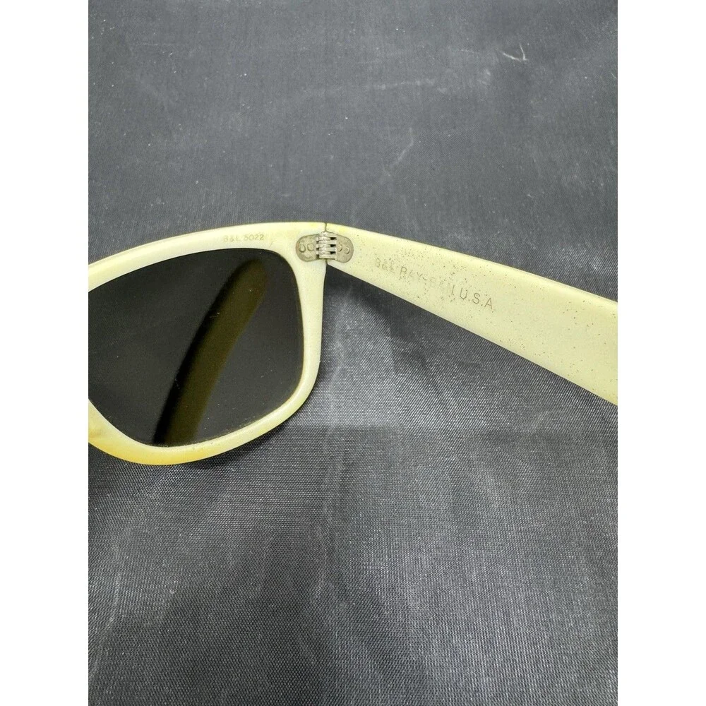 B&L Ray-Ban this product